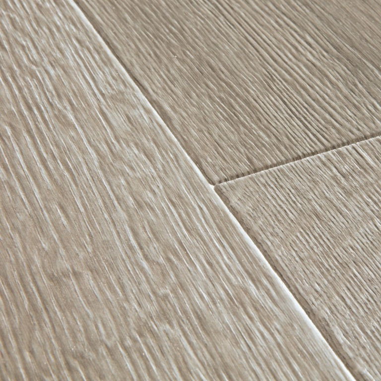 Desert oak brushed grey