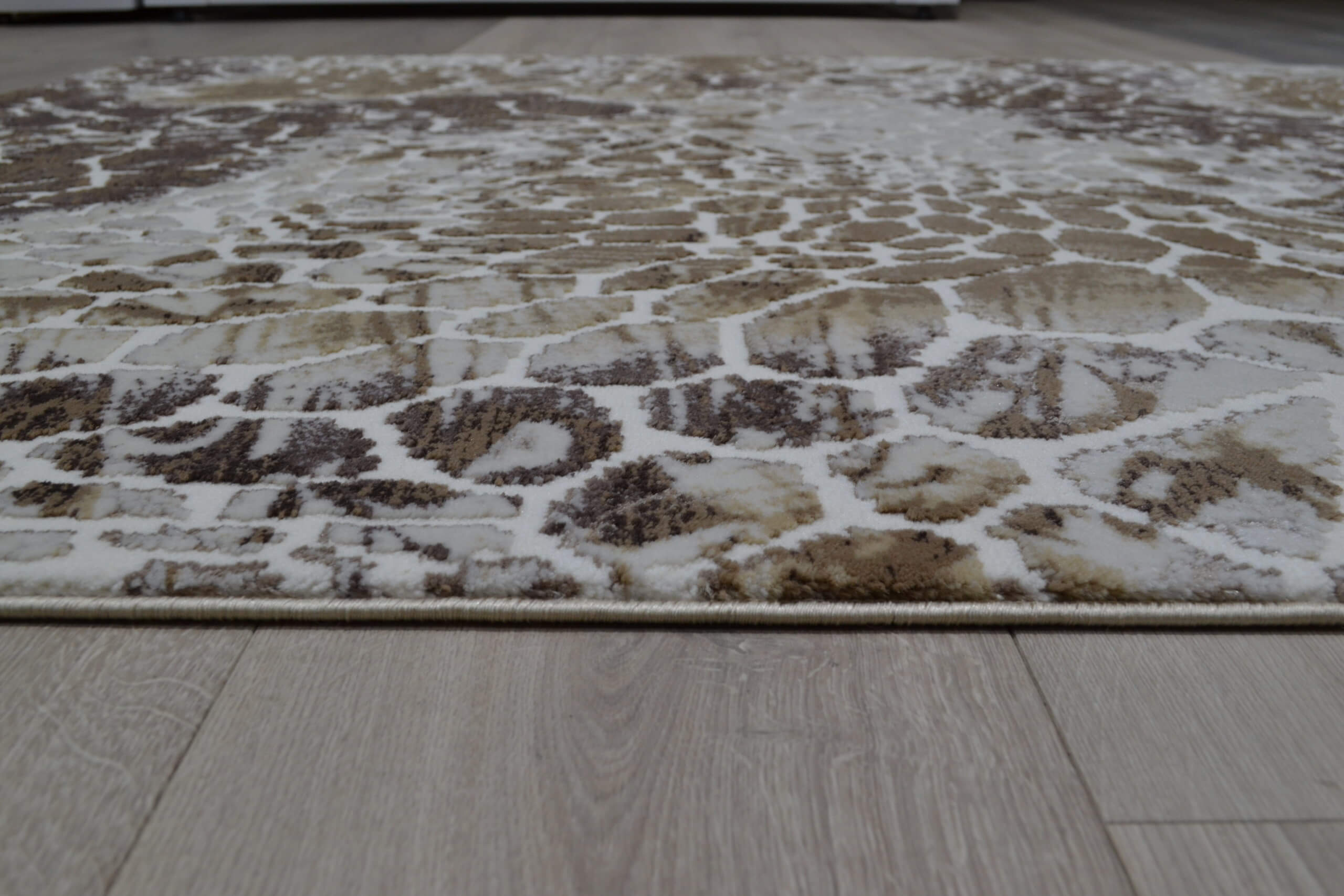 Ayda Brown And Cream Rug Washable