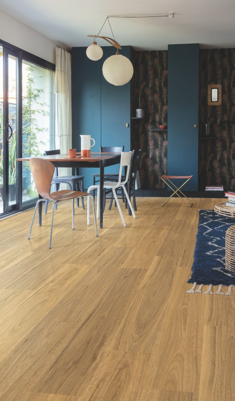 Classic Spotted Gum Light