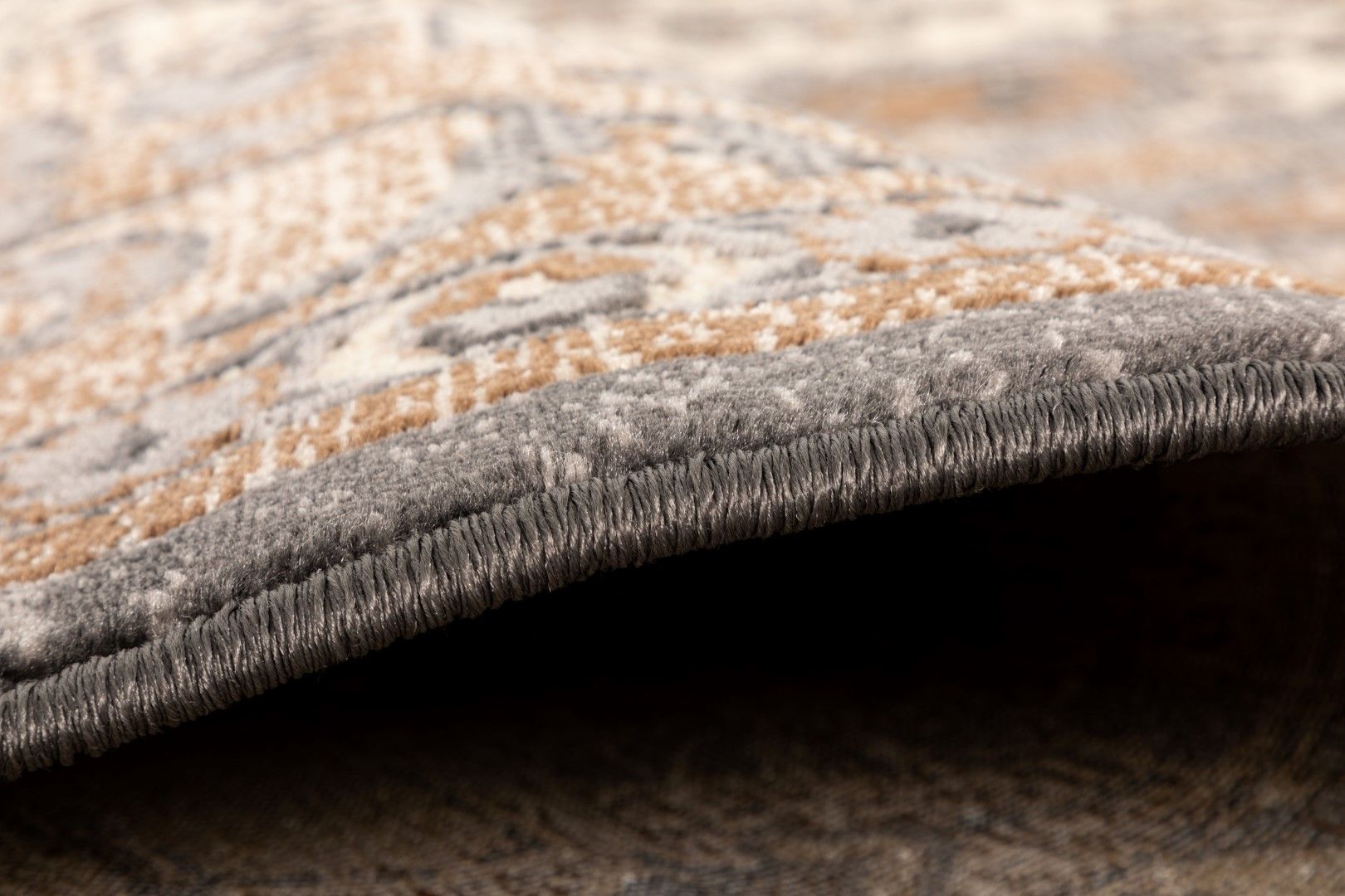 8312 Cream Taupe