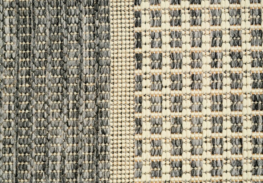 2822 Ivory Silver
